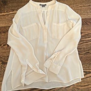 Vince 100% silk cream blouse size small